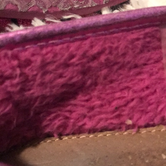 Girls TOMS glitter slip on’s - Picture 6 of 6